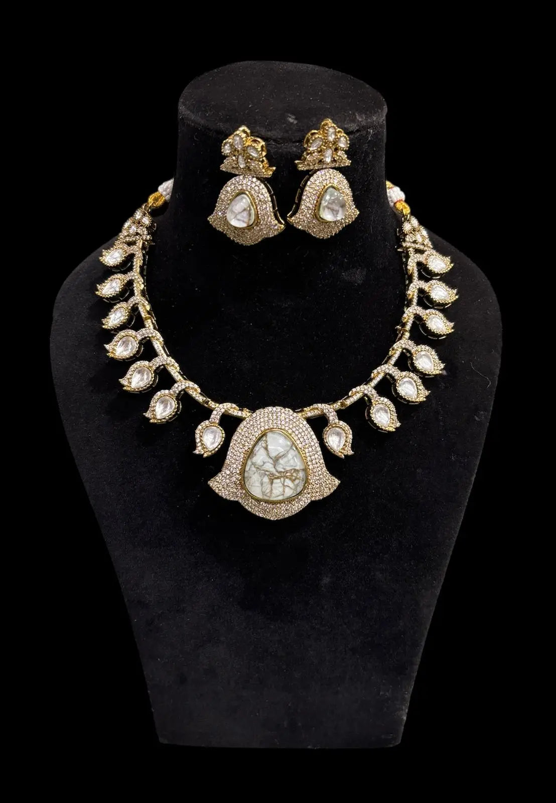 Designer marble doublet stone moissanite polki necklace set